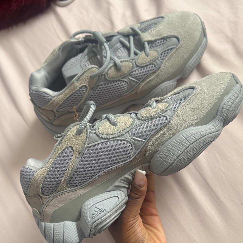 Yeezy 500 - Picture 6 of 6